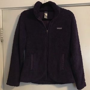 Patagonia plum color jacket women’s medium